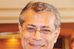 Ông Sanjay Kalra